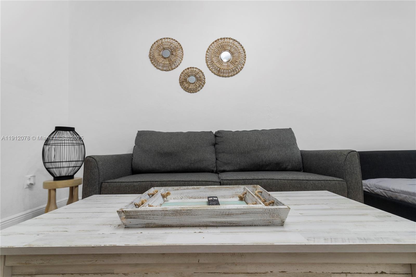 BEACH BAY SUB - Residential Lease