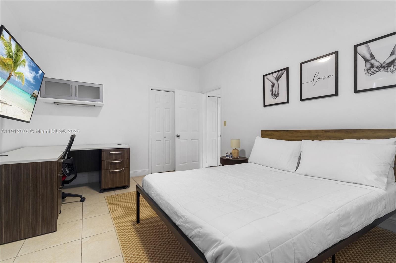 BEACH BAY SUB - Residential Lease