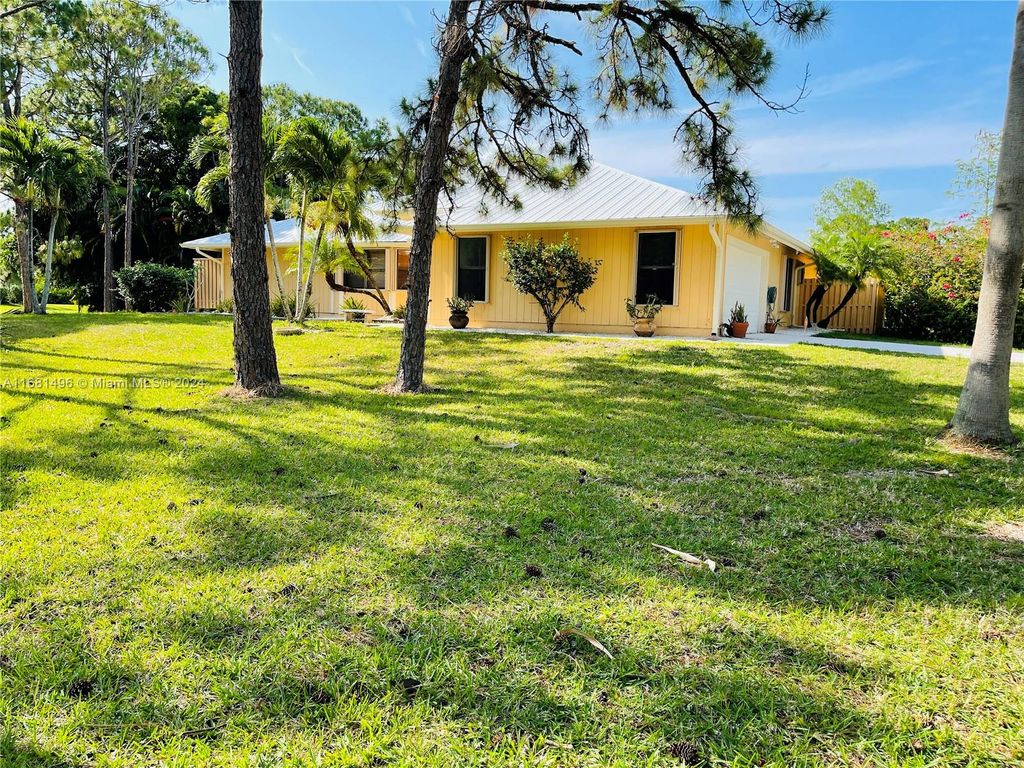 Photo of 7211 N 155th Pl N #7211, Palm Beach Gardens, FL 33418 (MLS # A11681496)