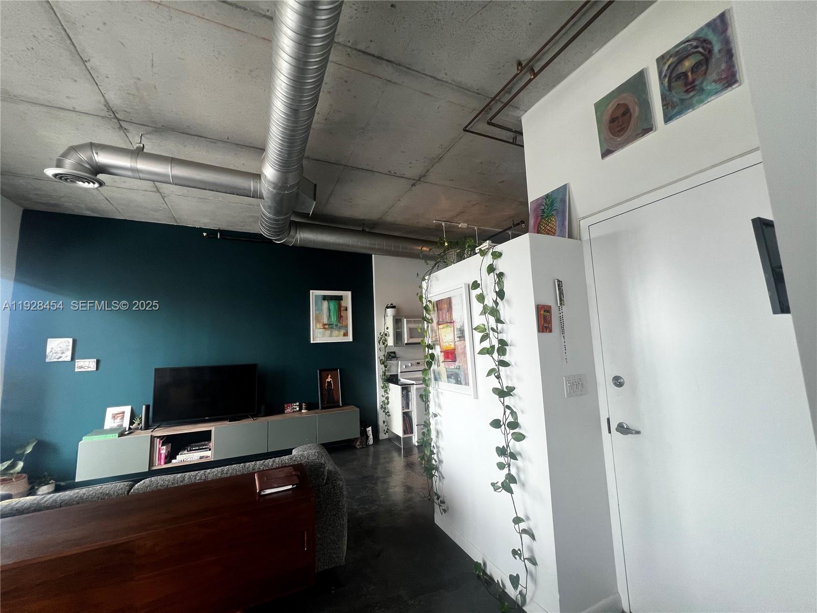 NEO CONDO NEO LOFT - Residential