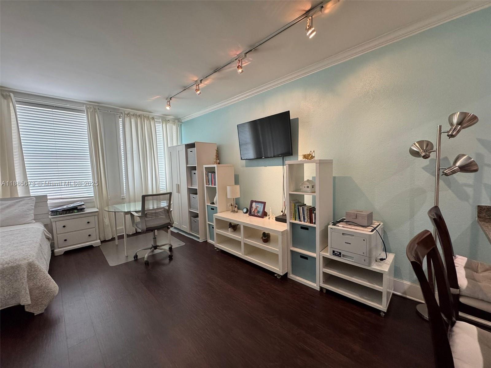 DAVID WILLIAM HOTEL CONDO - Residential Lease