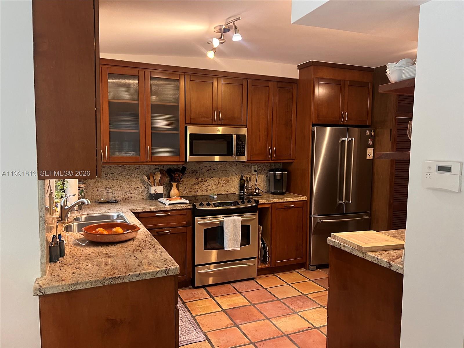 BISCAYNE KEY ESTATES - Residential