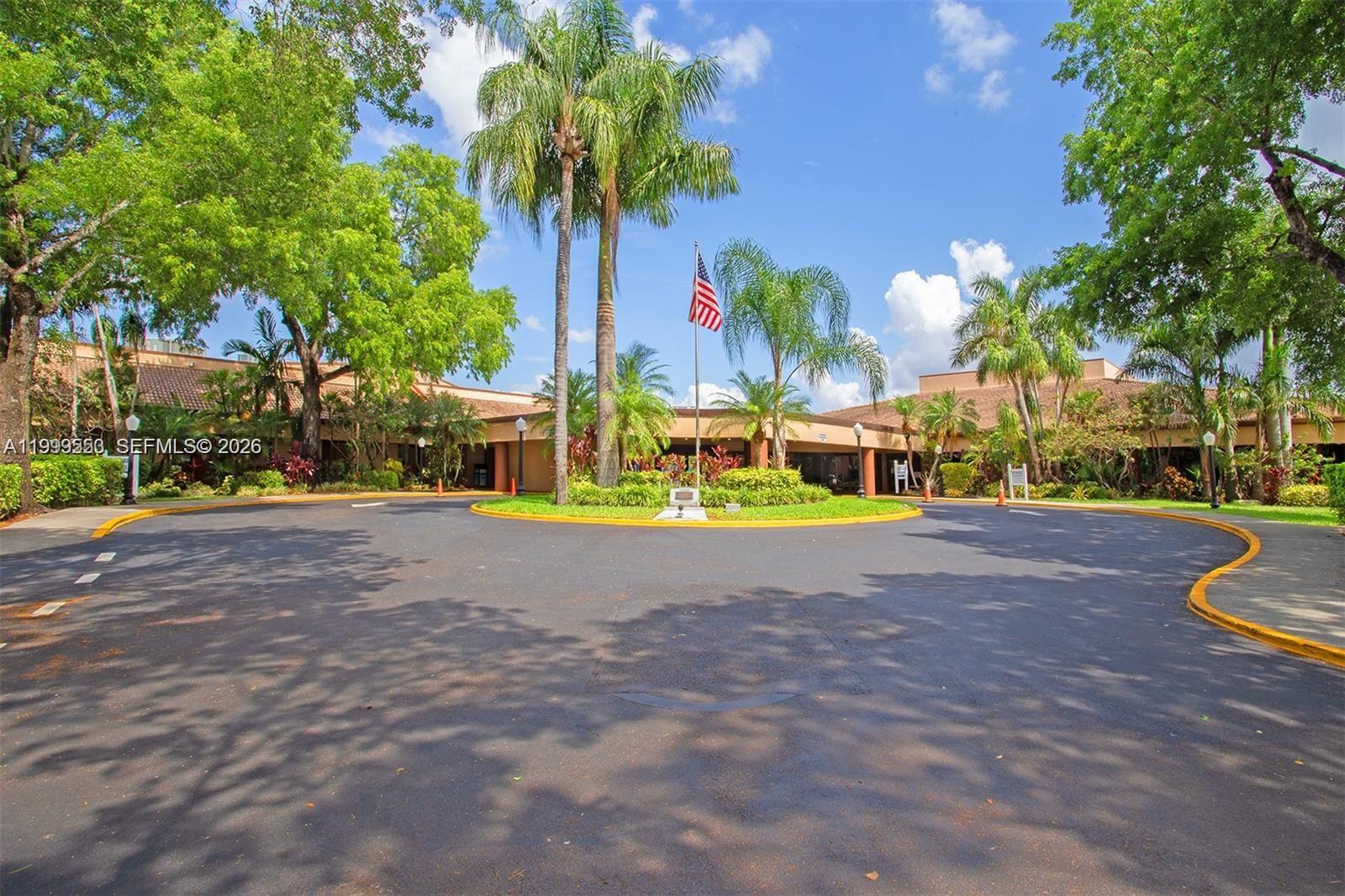 SUNRISE LAKES 82 CONDO - Residential