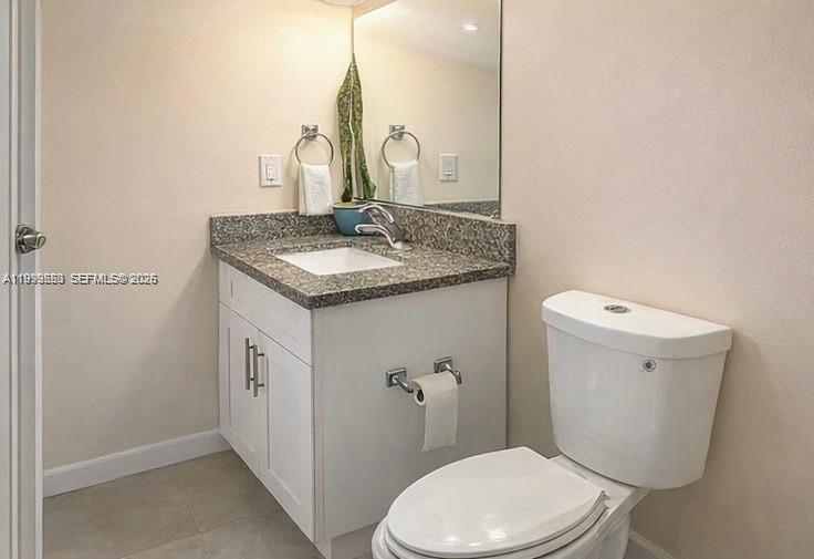 SUNRISE LAKES 82 CONDO - Residential