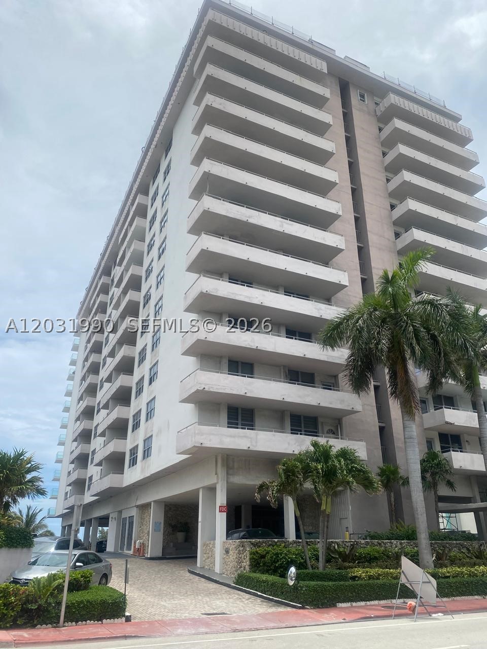 9225 Collins Ave 303