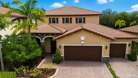 Tiny photo for 125 SE 36th Pl, Homestead, FL 33033 (MLS # A12077836)