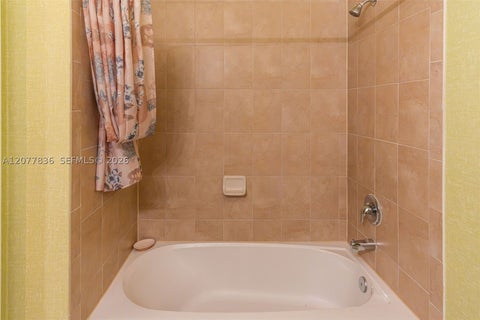 Tiny photo for 125 SE 36th Pl, Homestead, FL 33033 (MLS # A12077836)