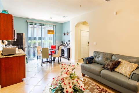 Tiny photo for 125 SE 36th Pl, Homestead, FL 33033 (MLS # A12077836)