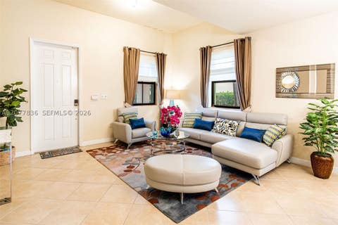 Tiny photo for 125 SE 36th Pl, Homestead, FL 33033 (MLS # A12077836)