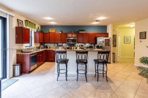 Tiny photo for 125 SE 36th Pl, Homestead, FL 33033 (MLS # A12077836)