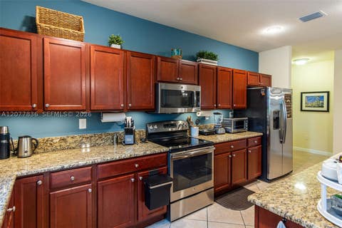 Tiny photo for 125 SE 36th Pl, Homestead, FL 33033 (MLS # A12077836)