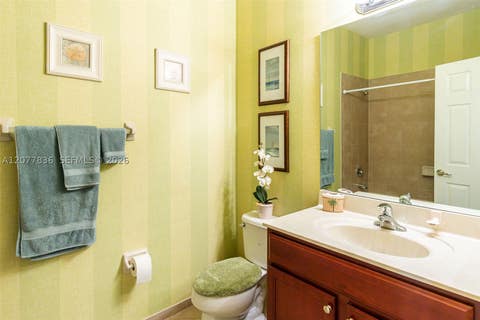 Tiny photo for 125 SE 36th Pl, Homestead, FL 33033 (MLS # A12077836)
