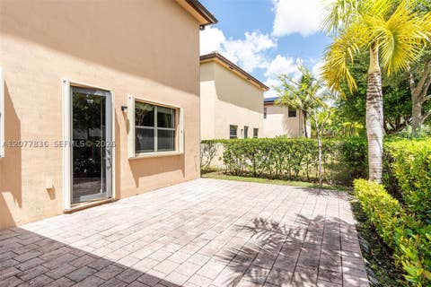 Tiny photo for 125 SE 36th Pl, Homestead, FL 33033 (MLS # A12077836)
