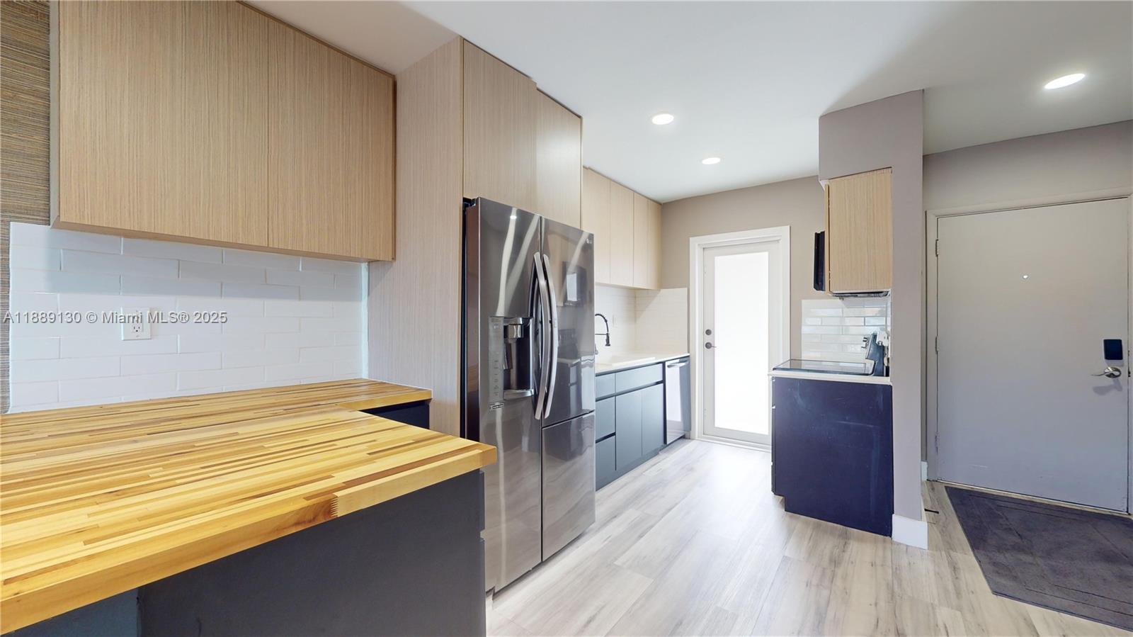 KEYSTONE ARMS CONDO - Residential Lease