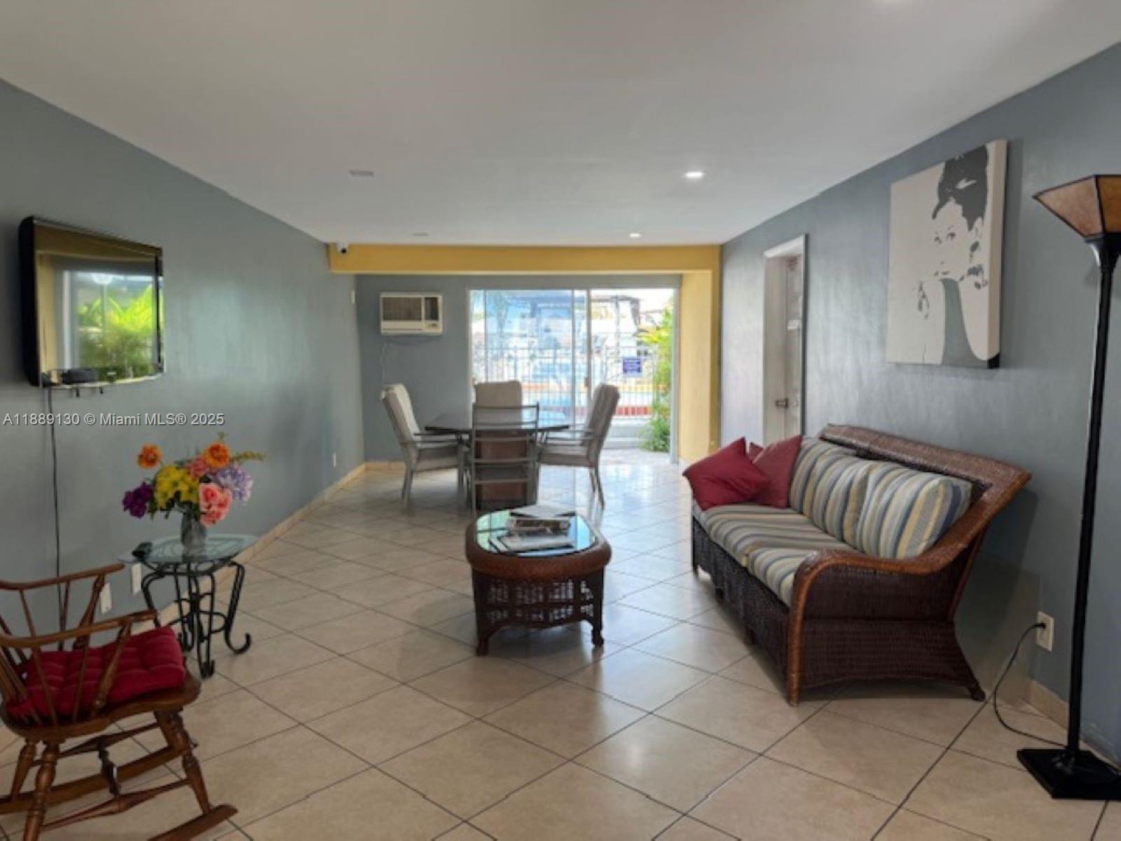 KEYSTONE ARMS CONDO - Residential Lease
