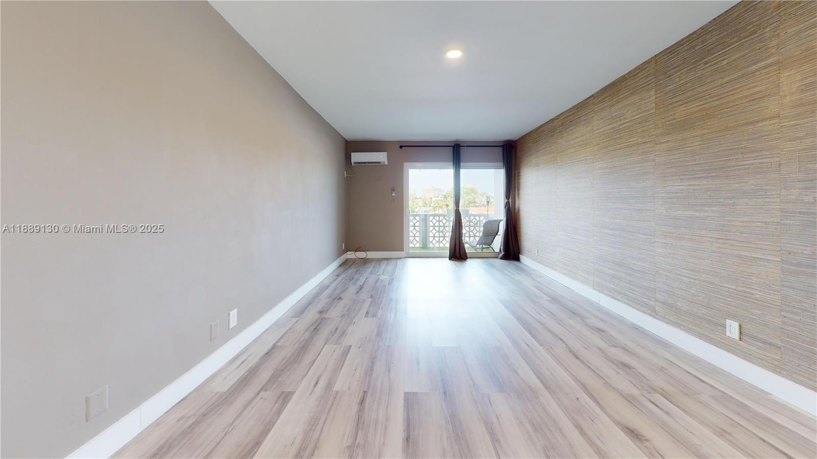KEYSTONE ARMS CONDO - Residential Lease