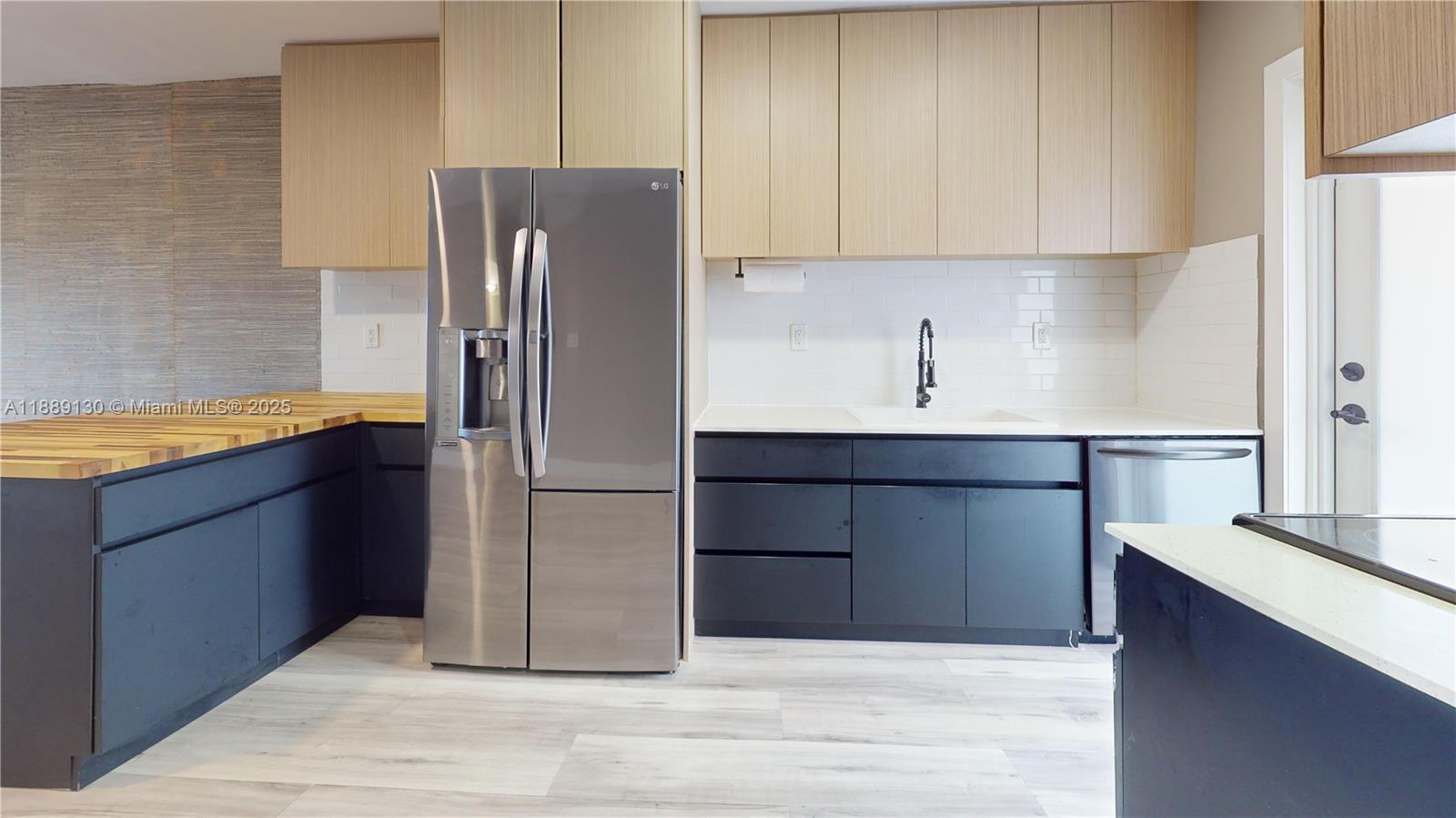 KEYSTONE ARMS CONDO - Residential Lease
