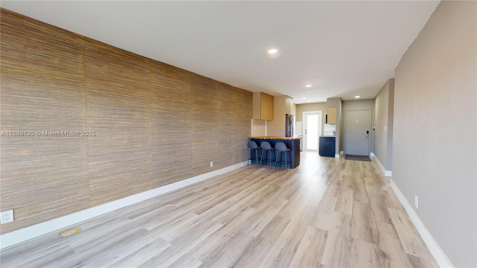 KEYSTONE ARMS CONDO - Residential Lease