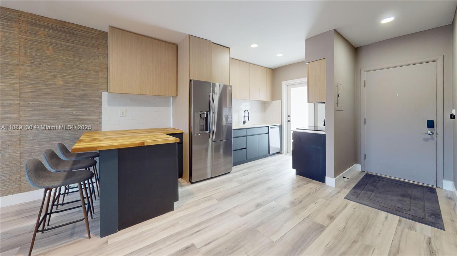 KEYSTONE ARMS CONDO - Residential Lease