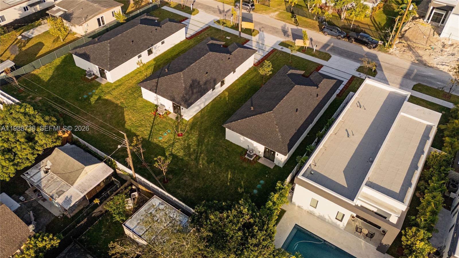 SILVER PALM PARK - Residential