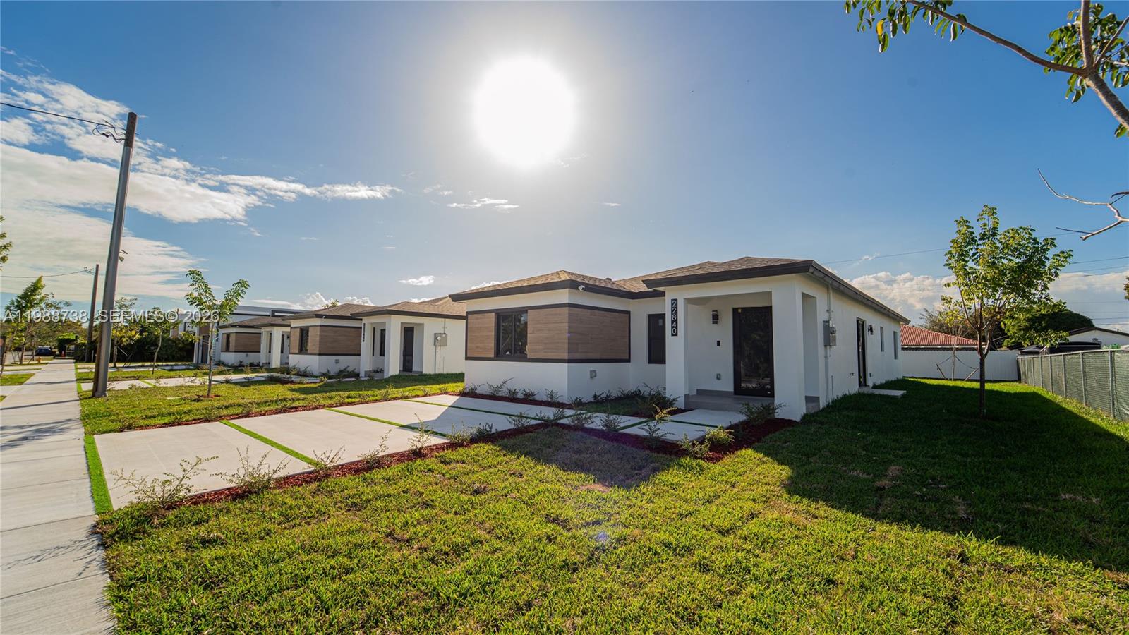 SILVER PALM PARK - Residential