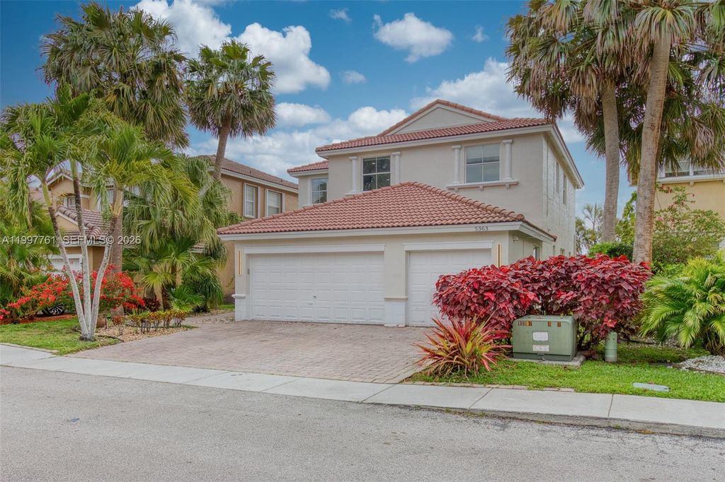 Photo of 5363 SW 38th Ave, Hollywood, FL 33312 (MLS # A11997761)