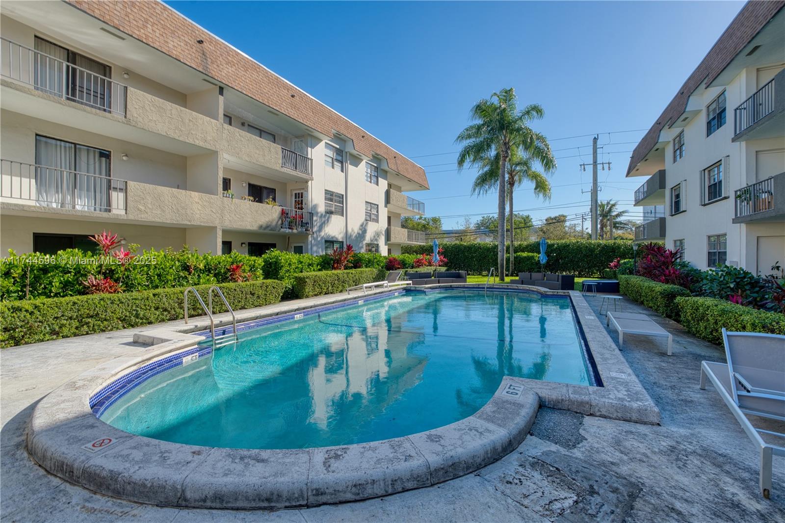 MIAMI SHORES CONDO - Residential