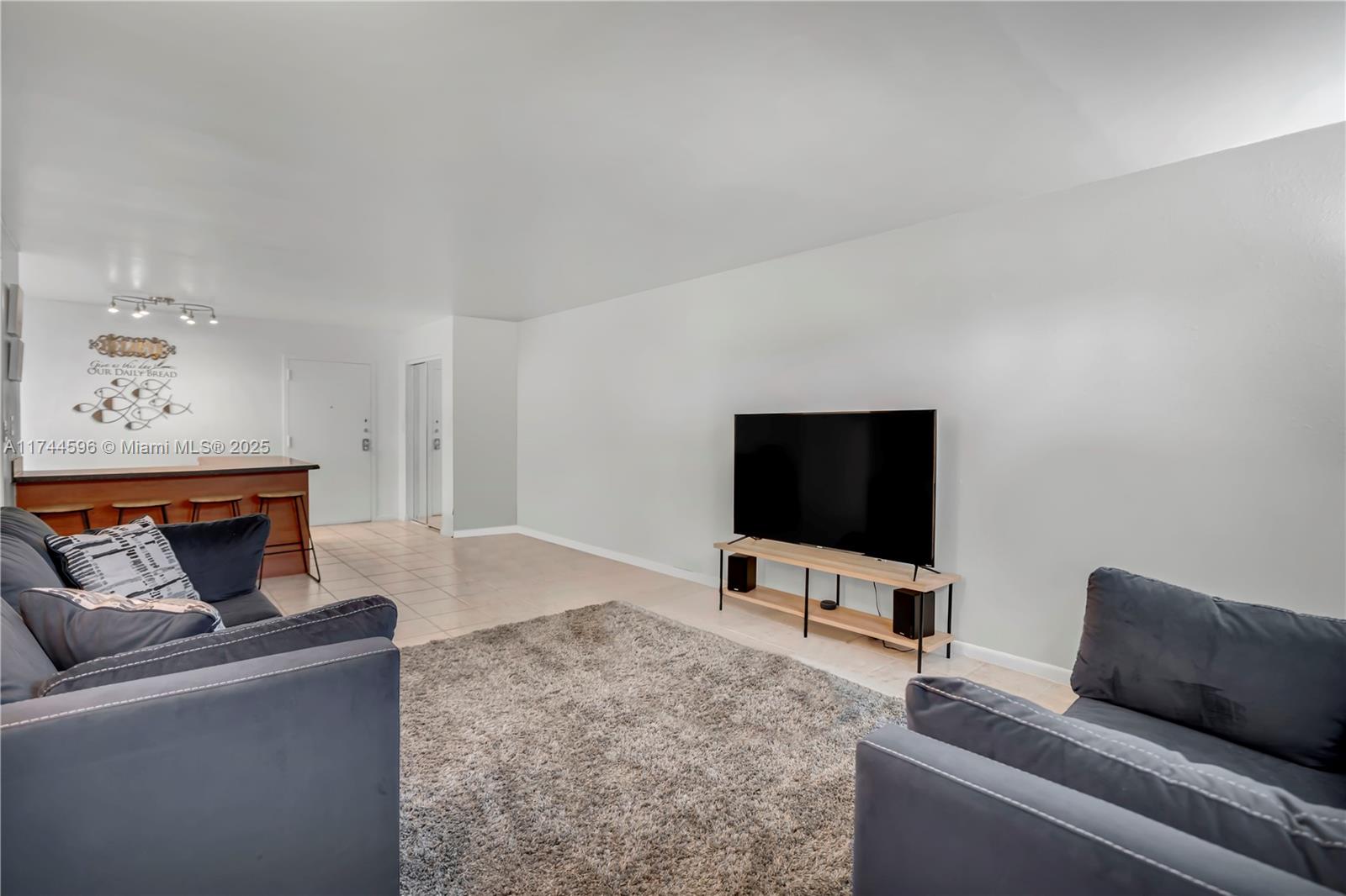 MIAMI SHORES CONDO - Residential