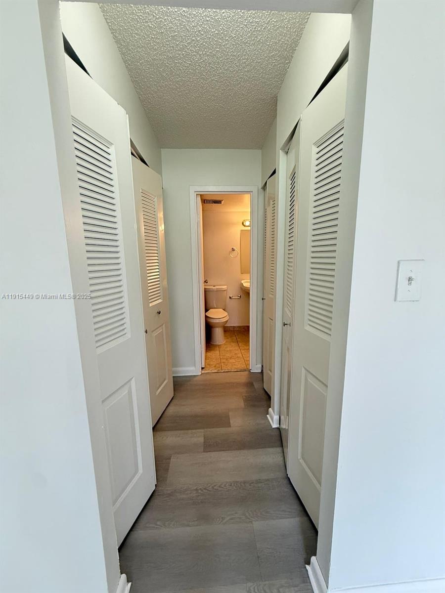 Hampton Court Condo - Residential Lease