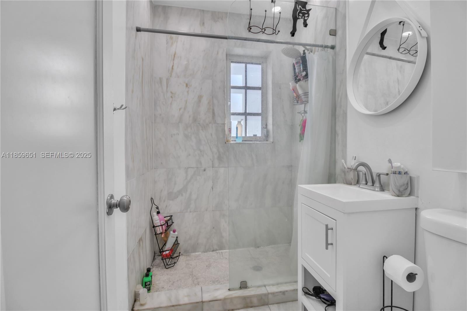 THE LORENA CONDO - Residential