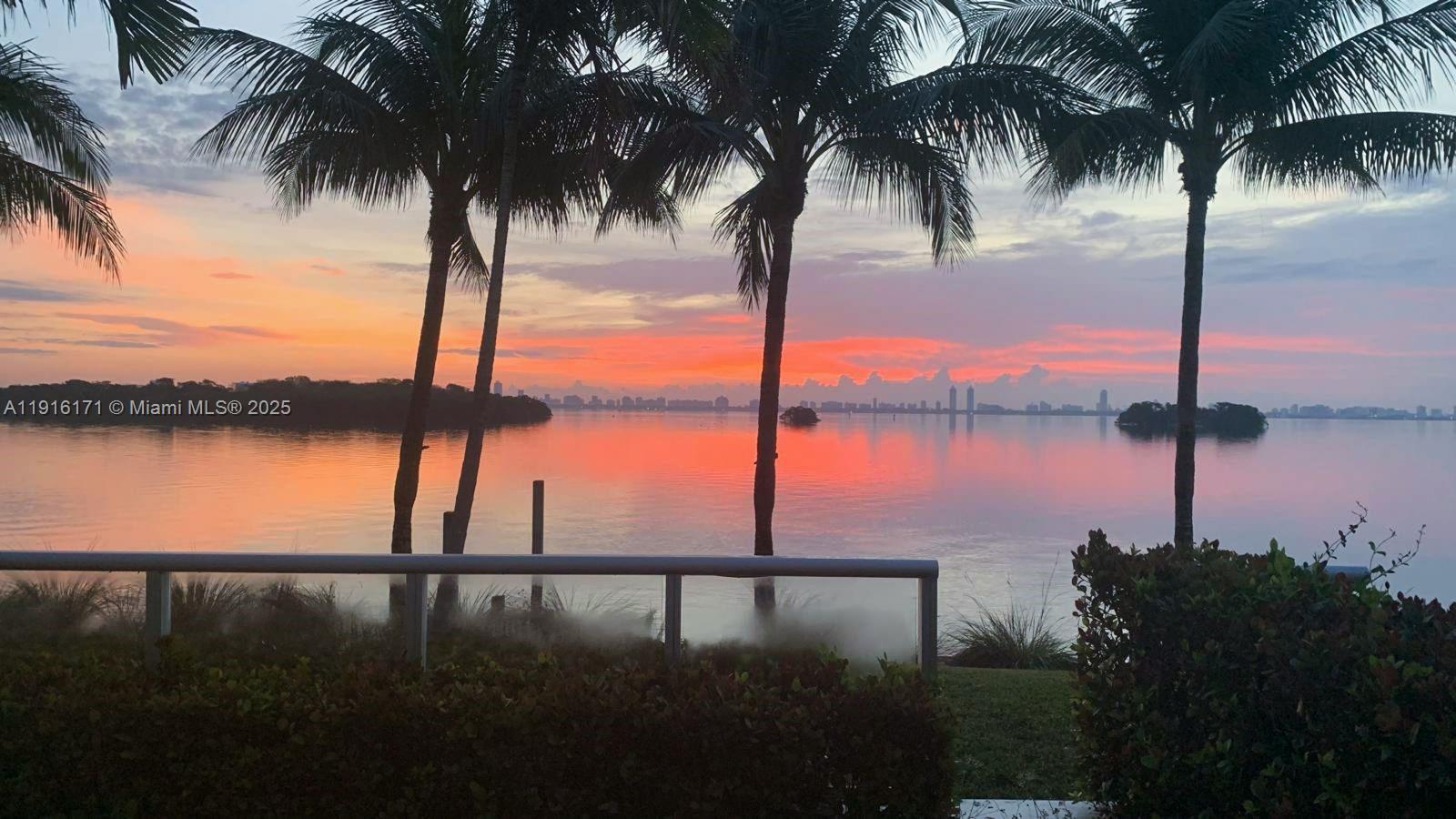 IOS ON THE BAY CONDO - Residential