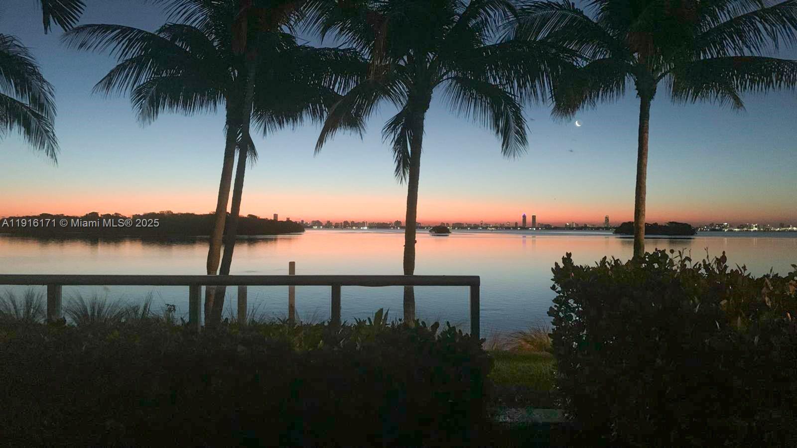 IOS ON THE BAY CONDO - Residential