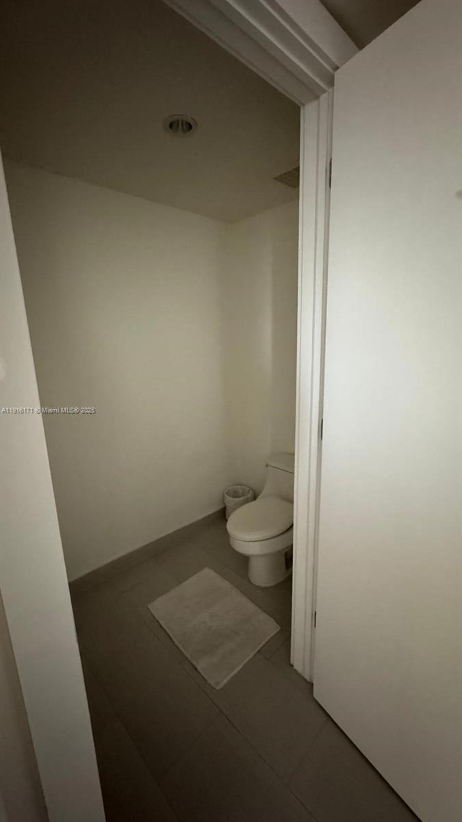 IOS ON THE BAY CONDO - Residential