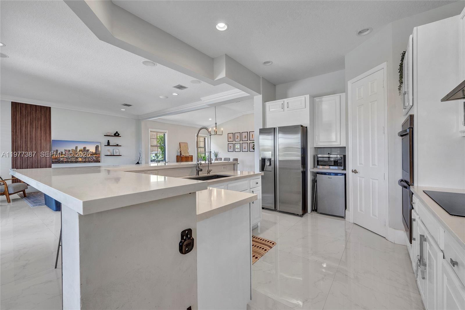 ISLES AT WESTON - Residential Lease