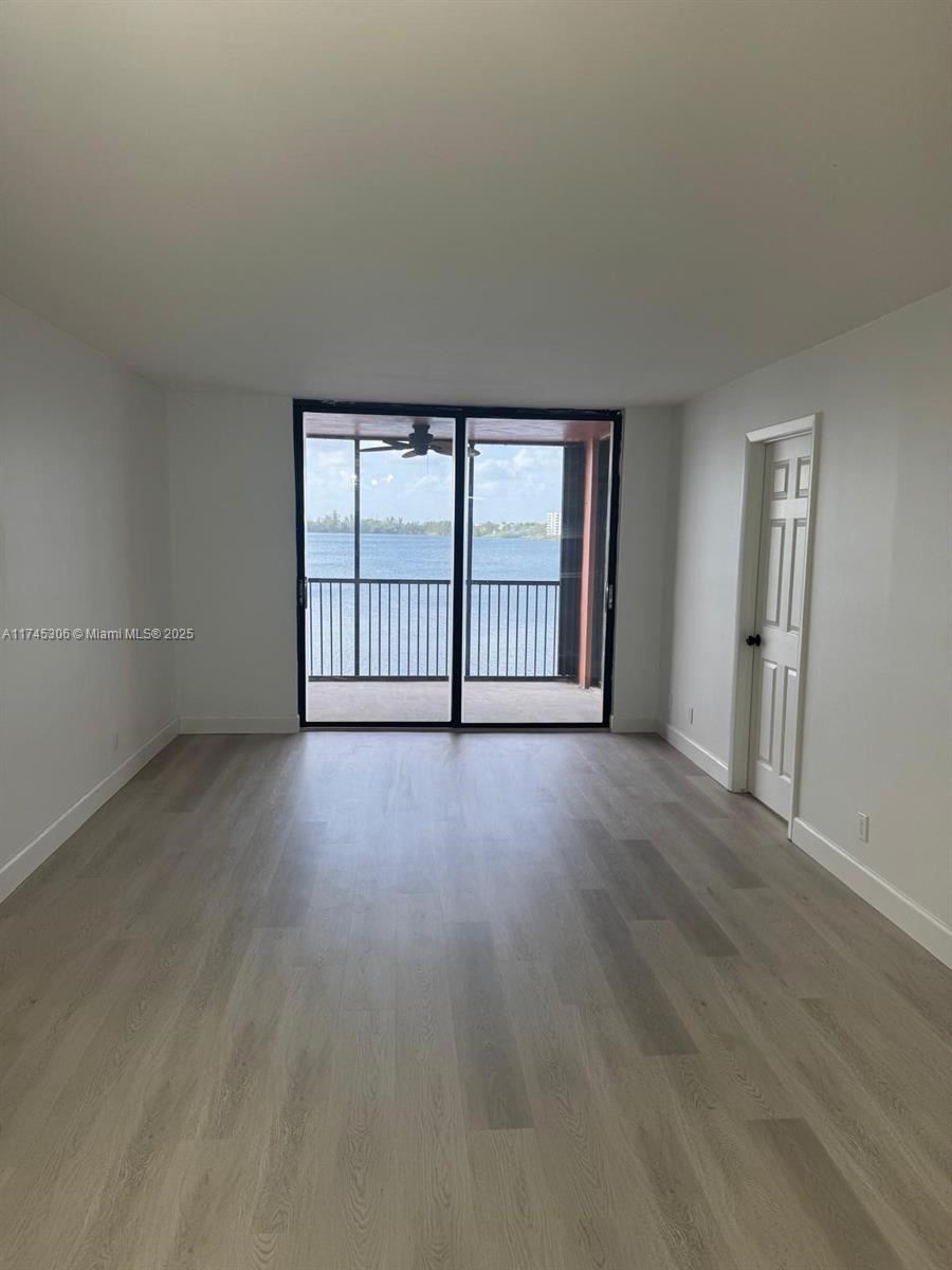 Rental Property at 110 Lake Emerald Dr 302, Oakland Park, Miami-Dade County, Florida - Bedrooms: 2 
Bathrooms: 2  - $2,275 MO.