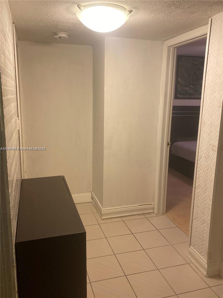 KENDALL GROVE CLUSTER HOM - Residential Lease