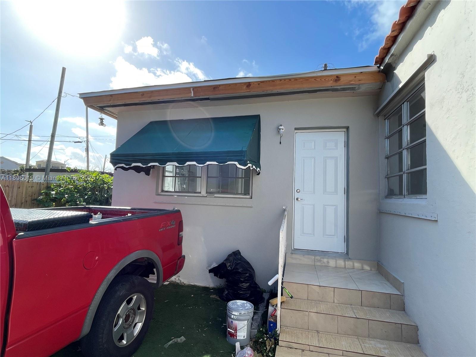 GLENROYAL SUB - Residential Lease
