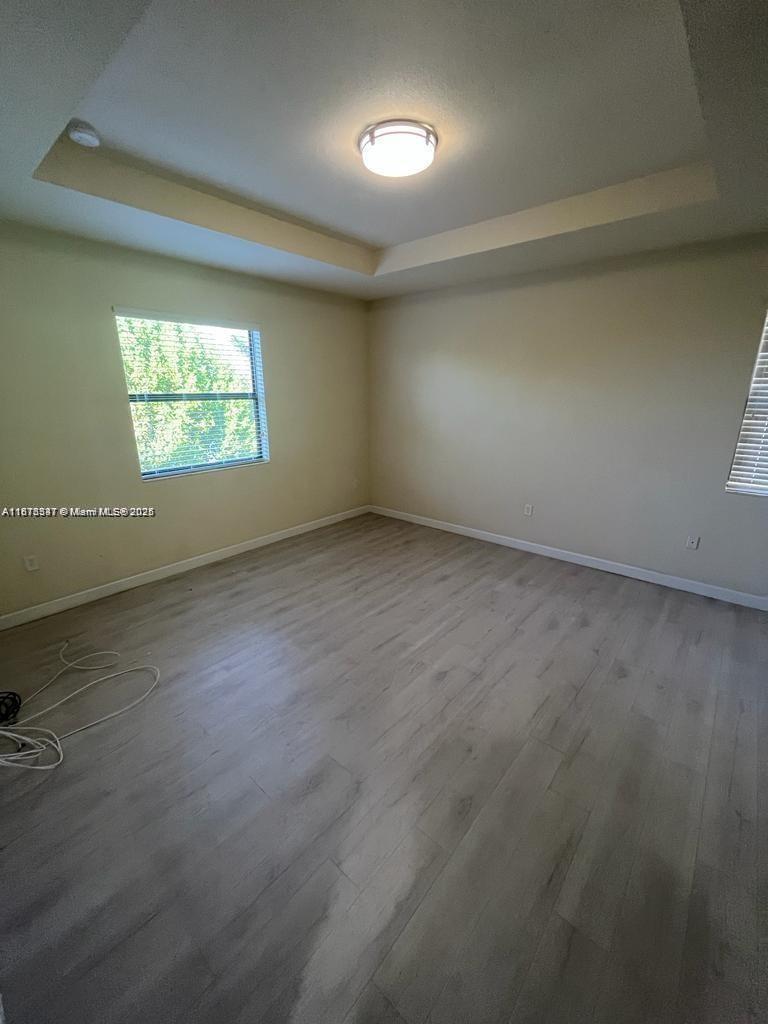 3385 W 86th Ter