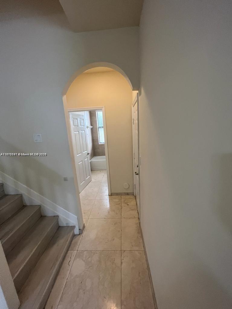 3385 W 86th Ter