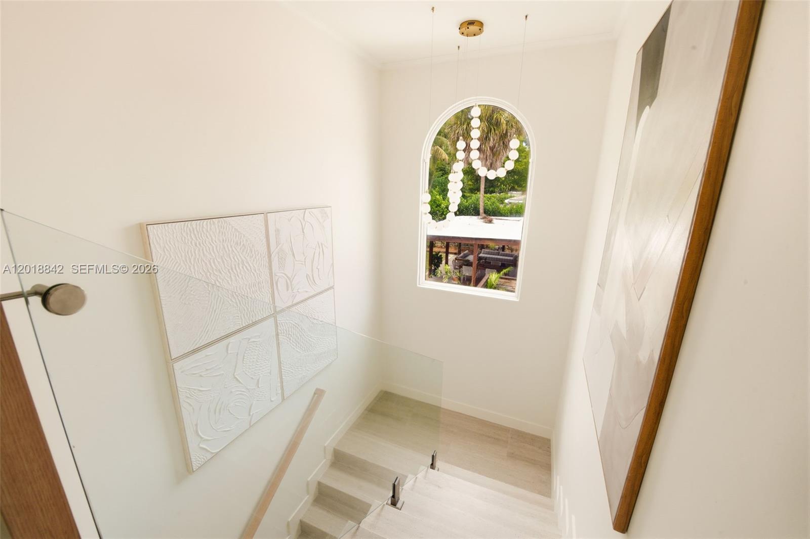 BELLE MEADE - Residential