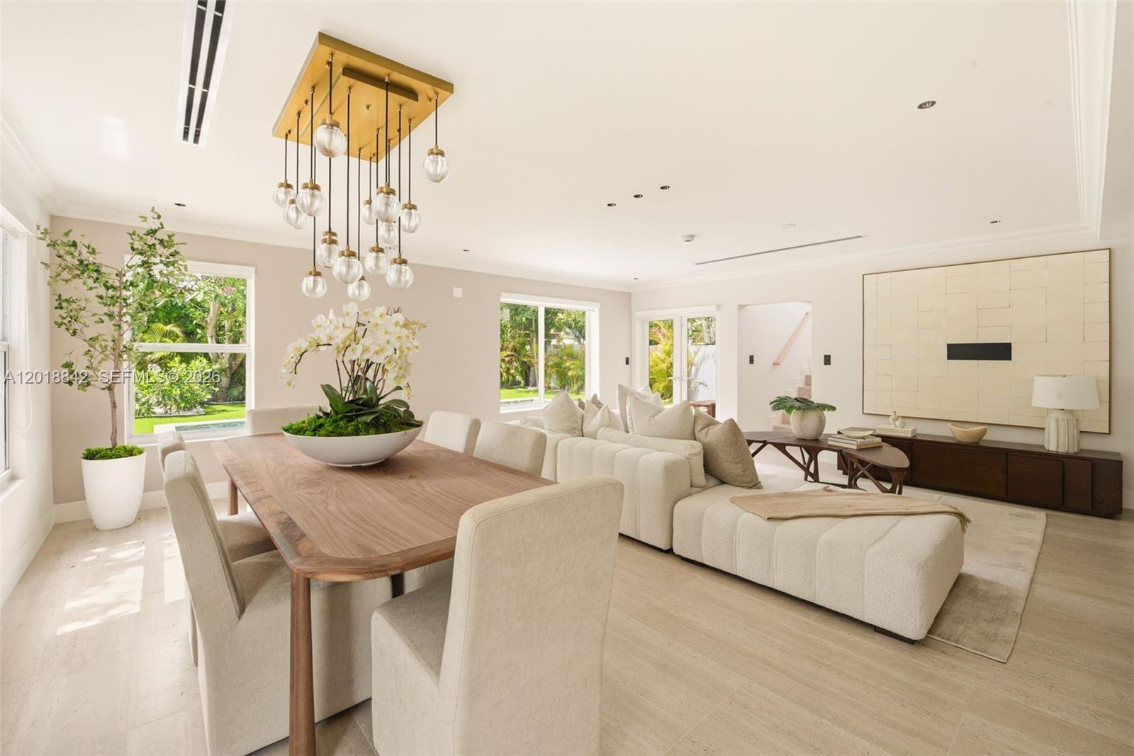 BELLE MEADE - Residential