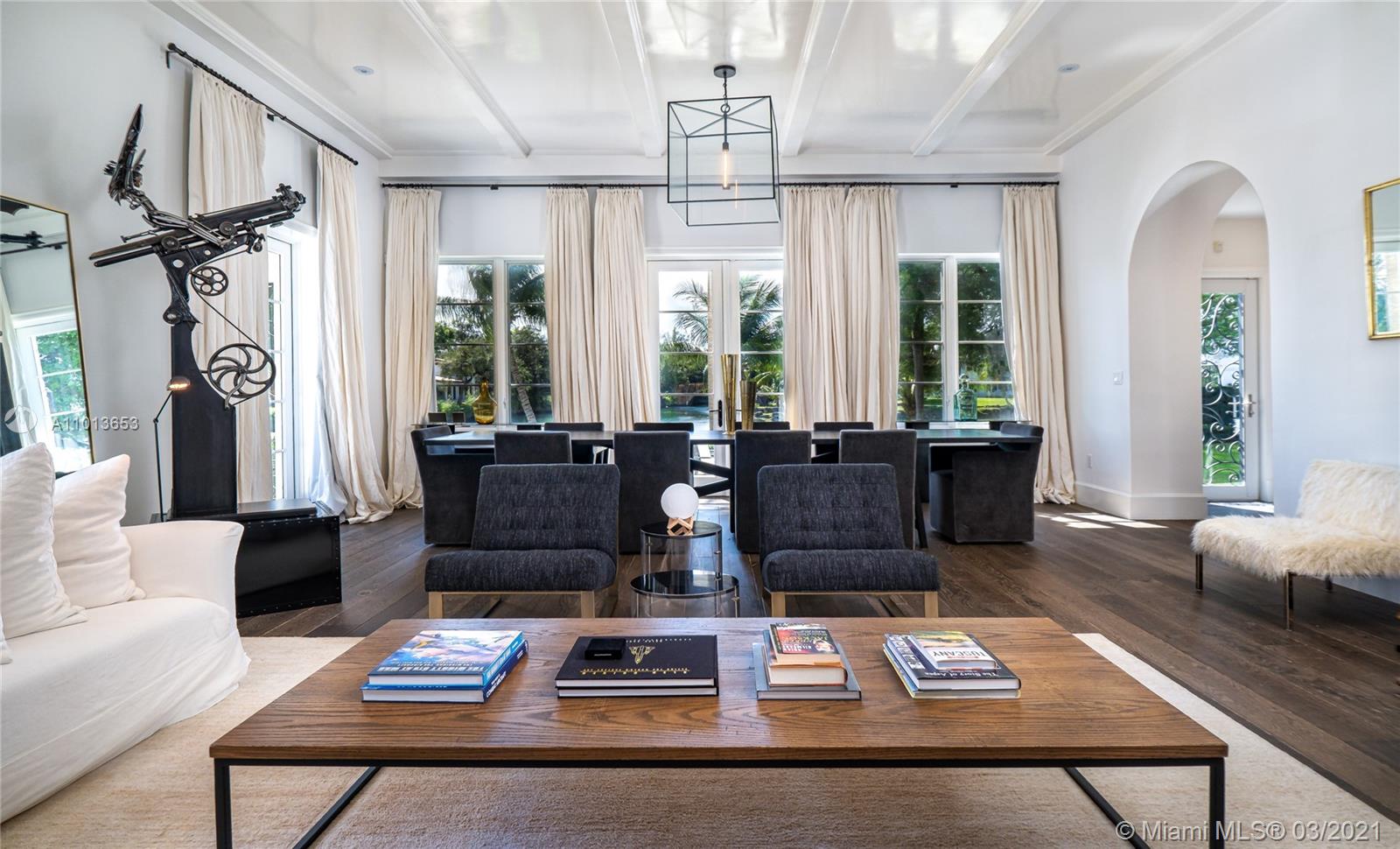 CORAL GABLES RIVIERA SEC - Residential