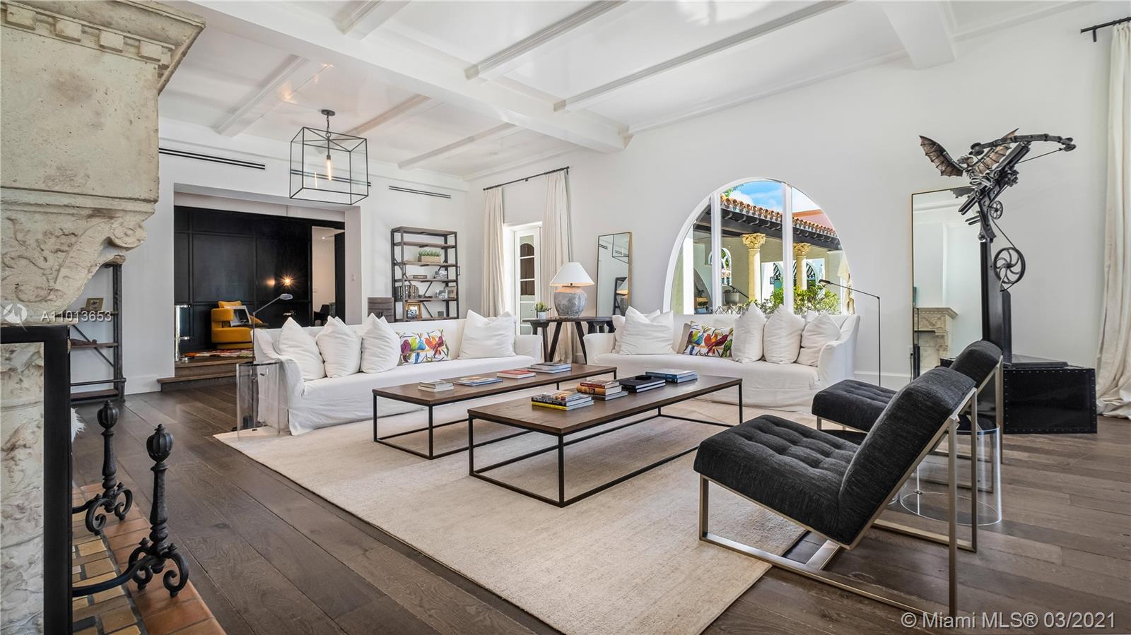 CORAL GABLES RIVIERA SEC - Residential