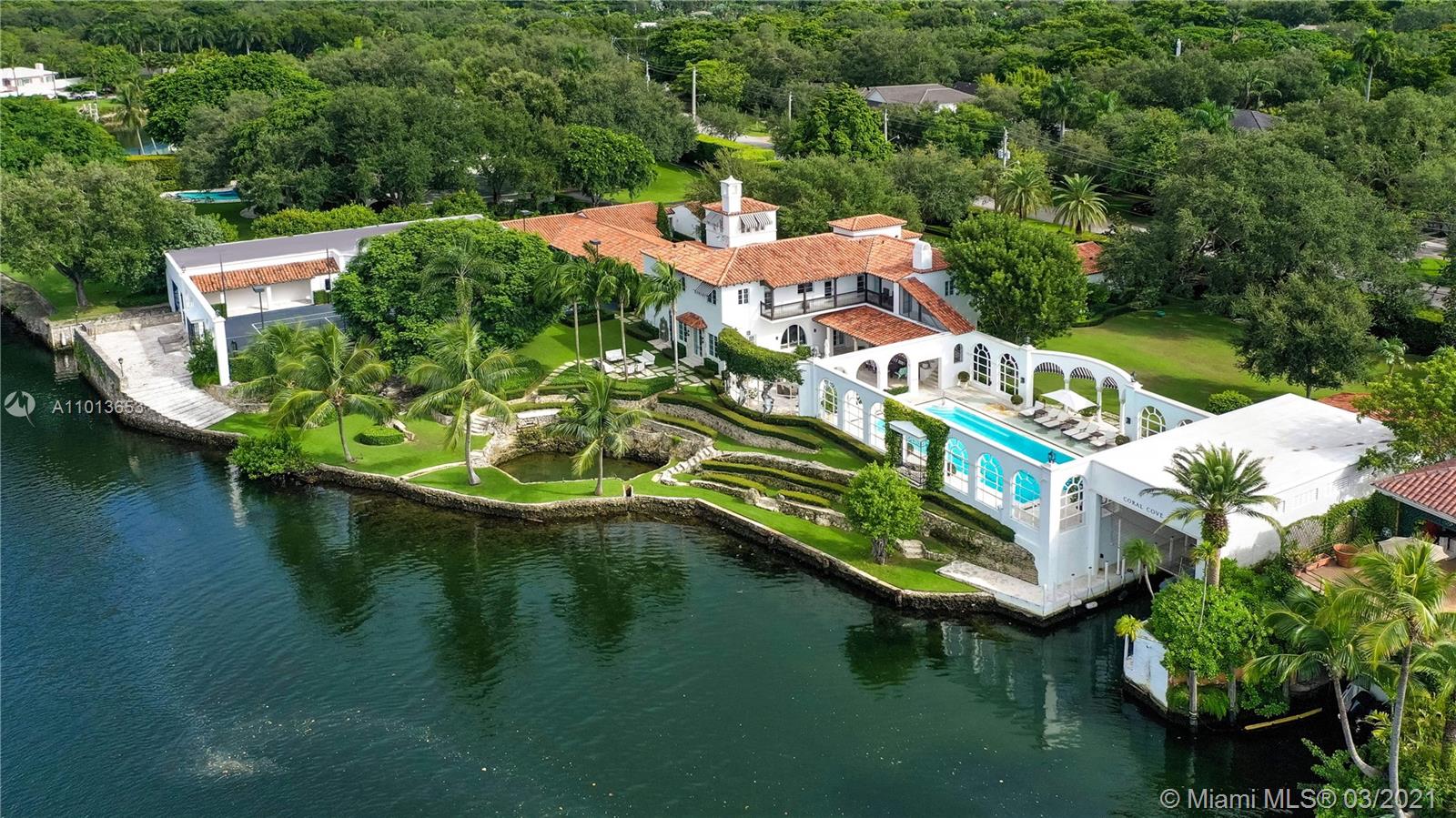 CORAL GABLES RIVIERA SEC - Residential