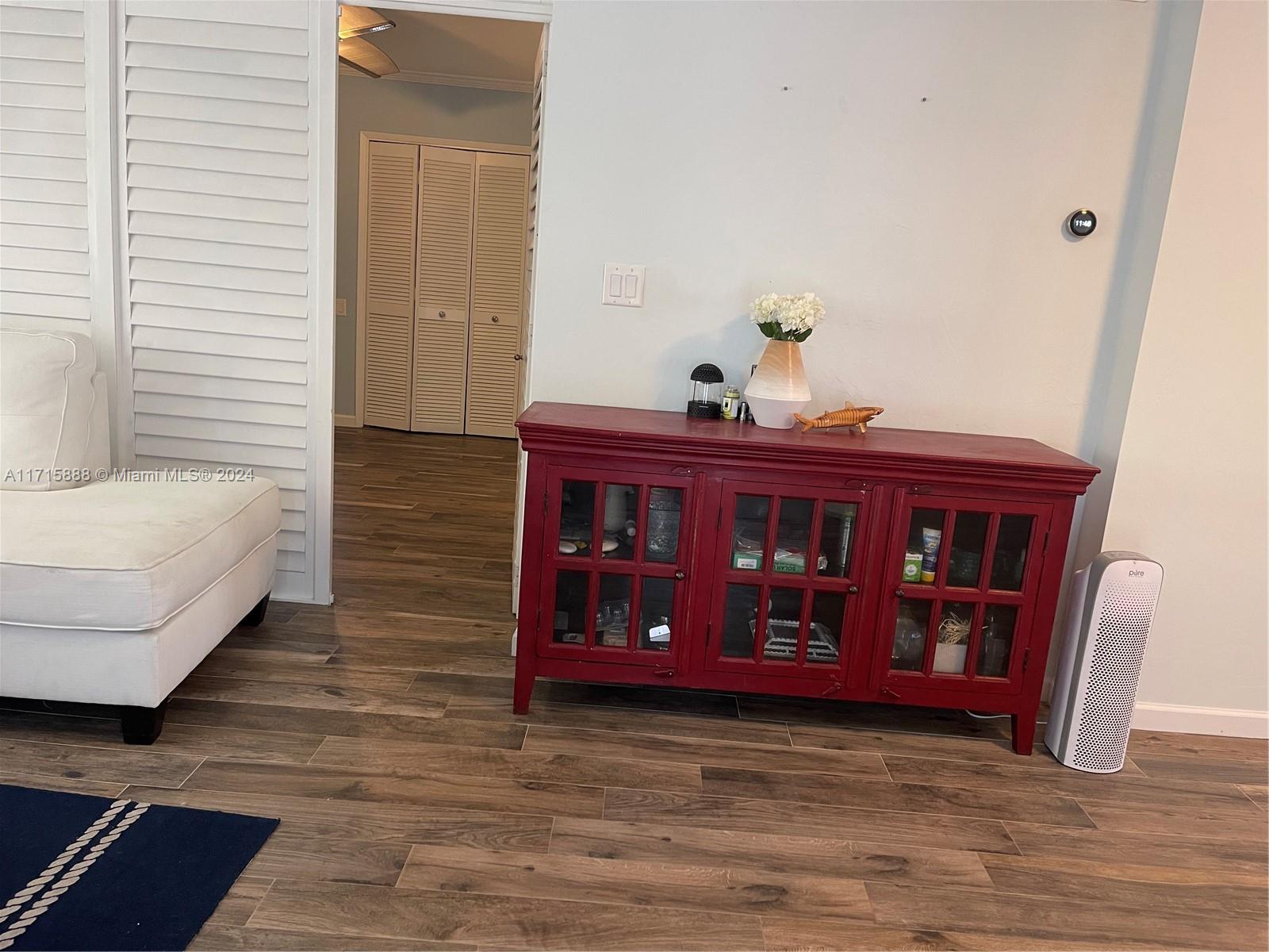 HARBOR COLONY CO-OP - Residential Lease