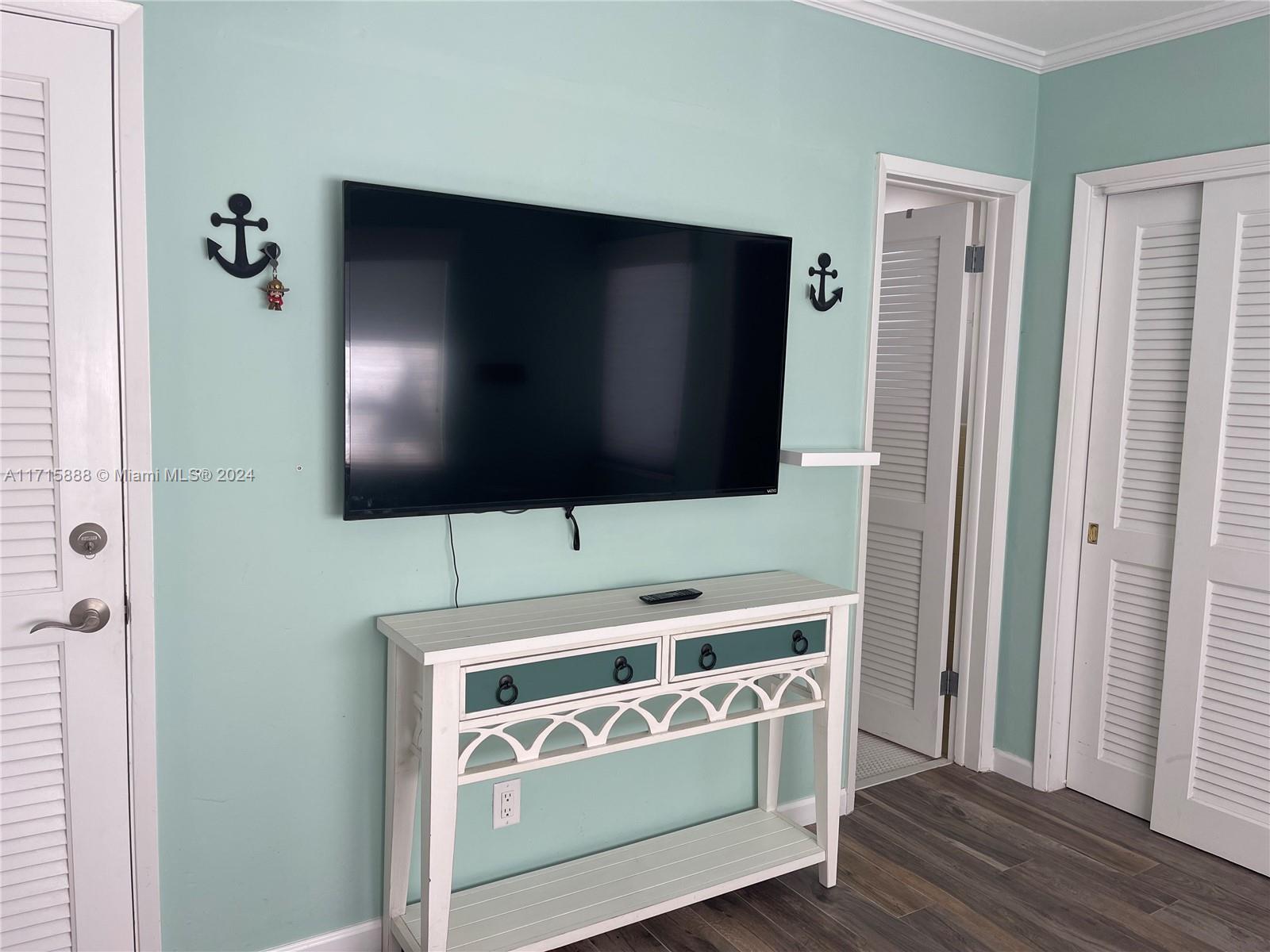 HARBOR COLONY CO-OP - Residential Lease