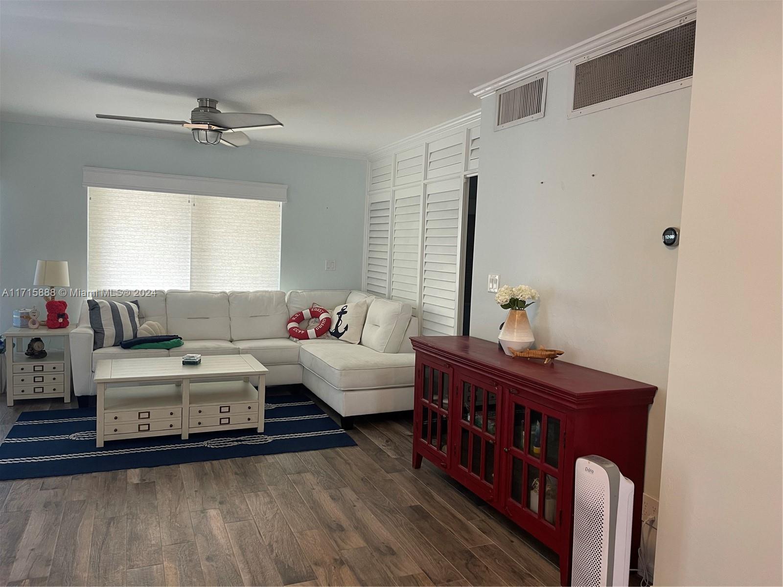 HARBOR COLONY CO-OP - Residential Lease