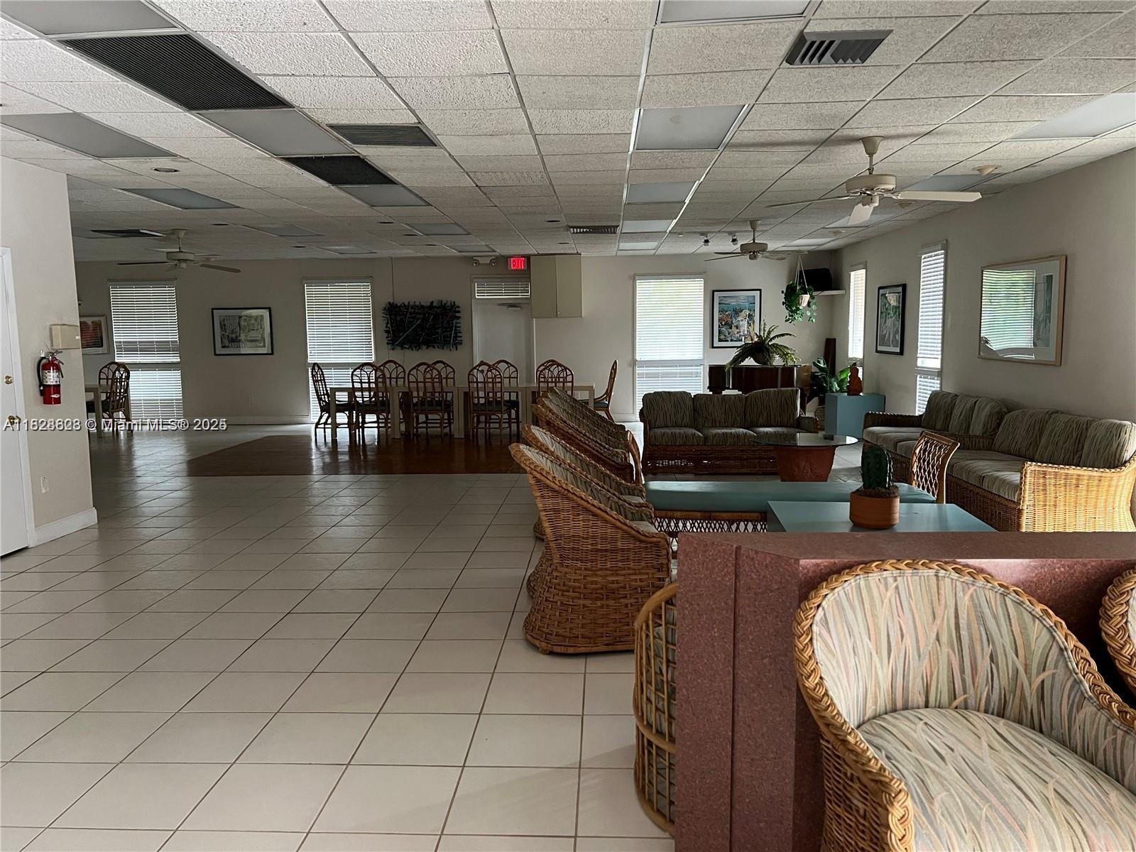 INVERWOOD CONDO - Residential