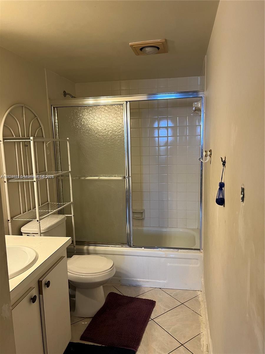 INVERWOOD CONDO - Residential