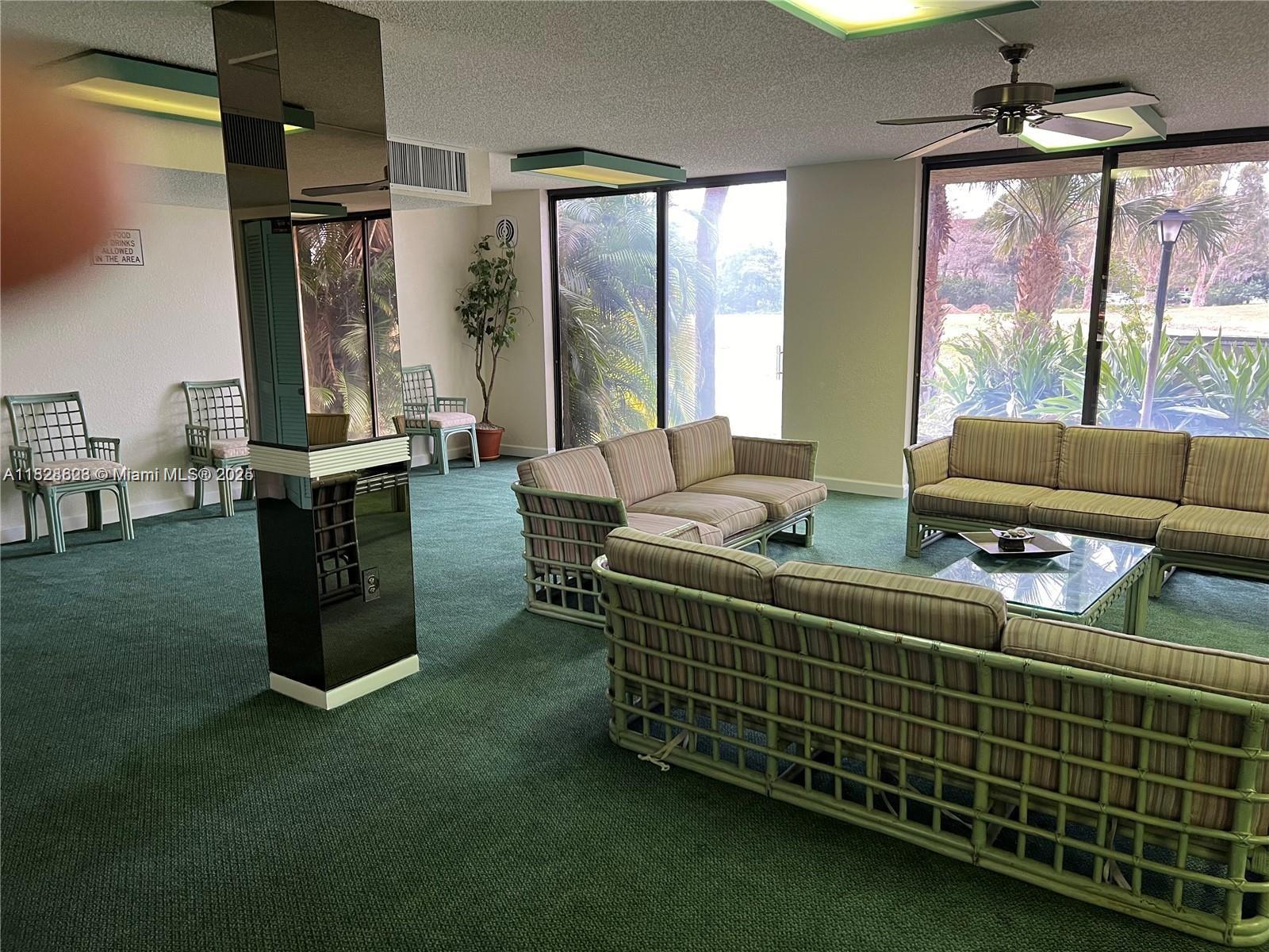 INVERWOOD CONDO - Residential